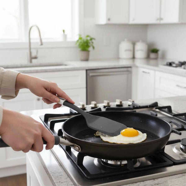 Habitat Nylon Chinese Turner – Durable Kitchen Spatula for Stir-Frying, Flipping, and Serving